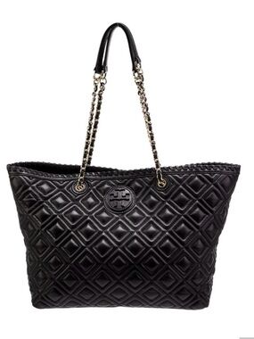 Tory Burch Marion Quilted E/W Tote in Black